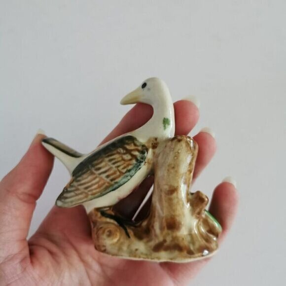 Pair of 2 Vintage Bird Figurines, Pelican Bird Branch Leaf Made in Japan Kitsch - Picture 4 of 10